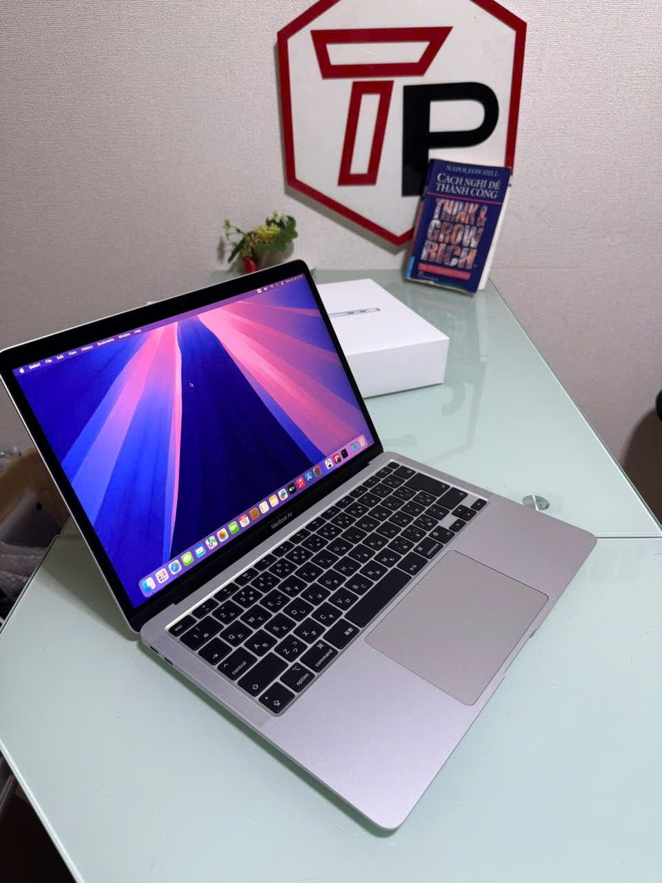 Macbook Air 2020 Silver Fullbox / Apple M1 / RAM 8GB / SSD